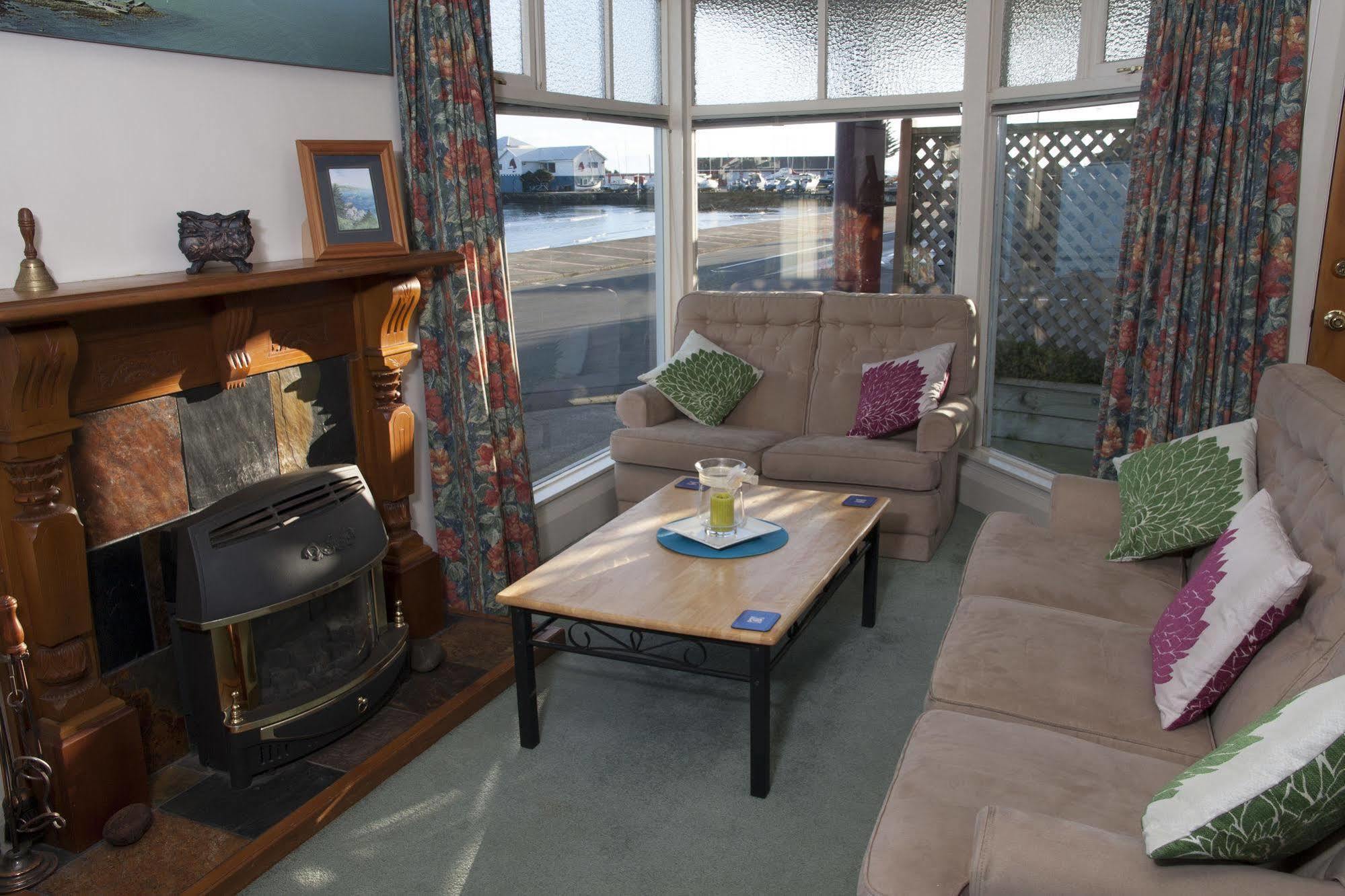 Moana Lodge Plimmerton Eksteriør bilde